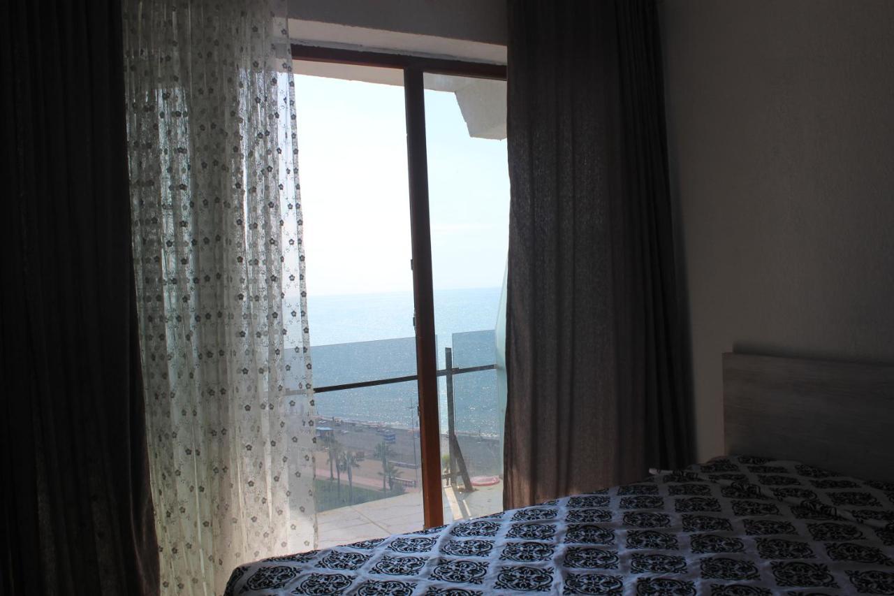 Apartment On The Back Sea 巴统 外观 照片